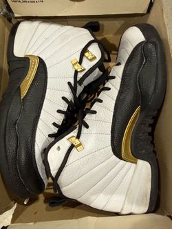 Air Jordan 12 Royalty Taxi size 6.5Y