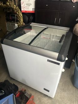 Maxx cool  feeezer / refrigerator