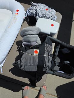 Ergobaby baby carrier