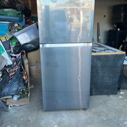 Samsung Refrigerator Retail Value 1000