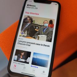 Unlocked IPhone XR 64gb