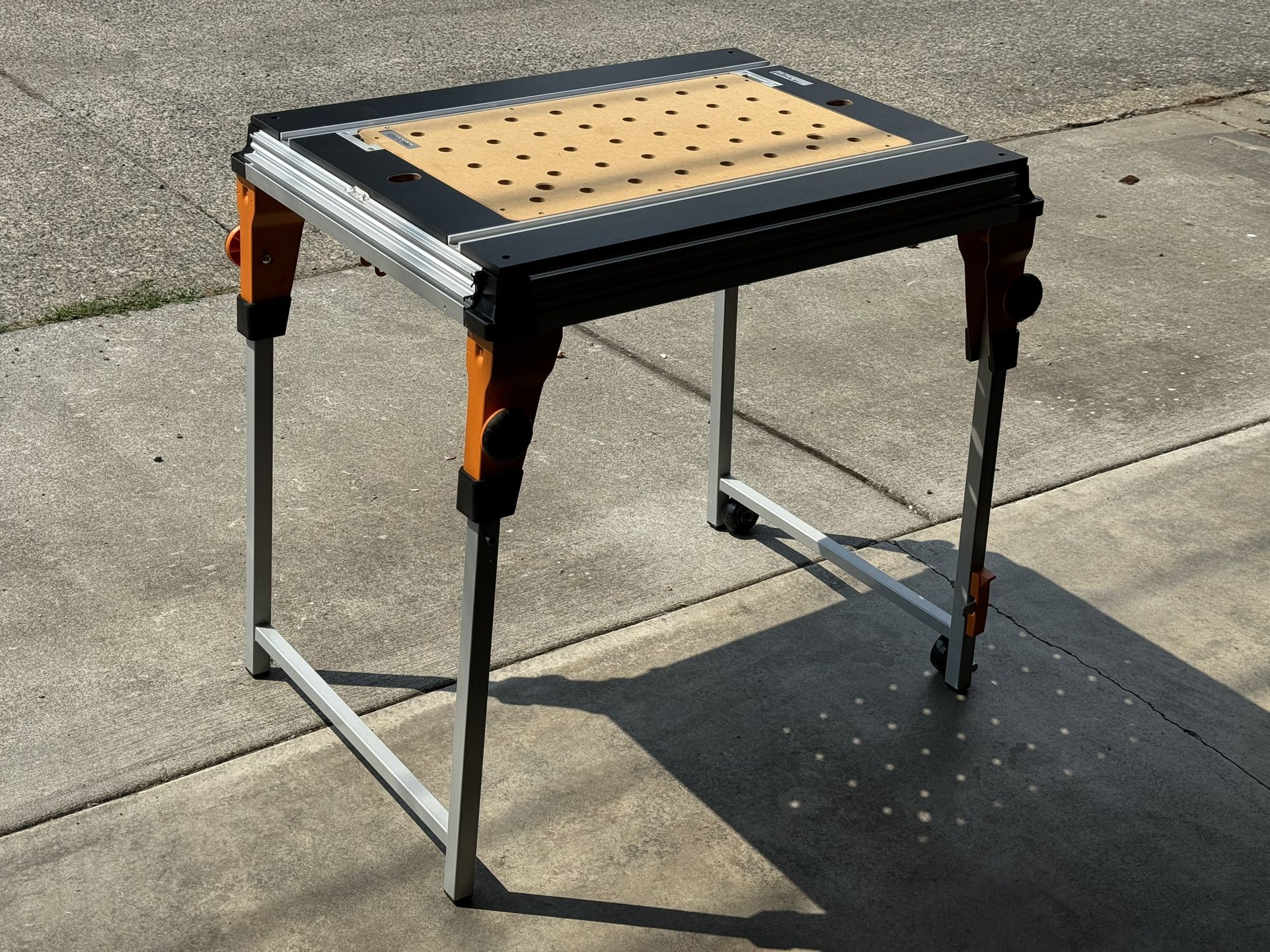 Triton TWX7 Work Center Folding Workbench