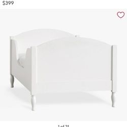 kids toddler small bed LIKE NEW 