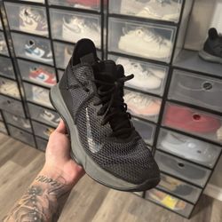 NIKE LEBRON WITNESS 4 TRIPLE BLACK