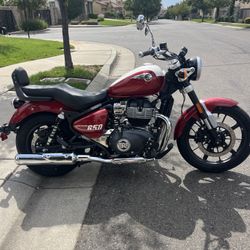 2024 Royal Enfield super meteor 650 Super meteor 650