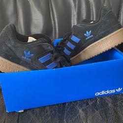 Adidas Forum 