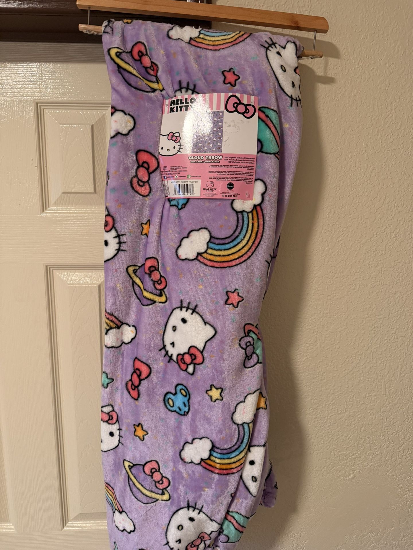 Hello Kitty Blanket
