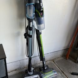 Vacuums Set Of -2