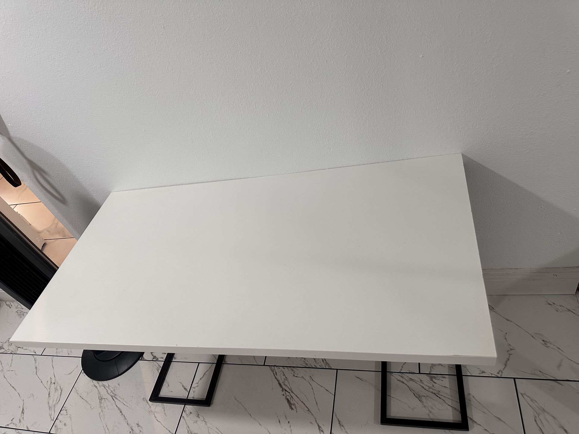 IKEA Flat Desk No Legs