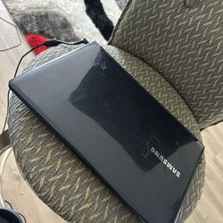 Samsung 14 Inch Laptop