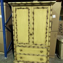 Armoire