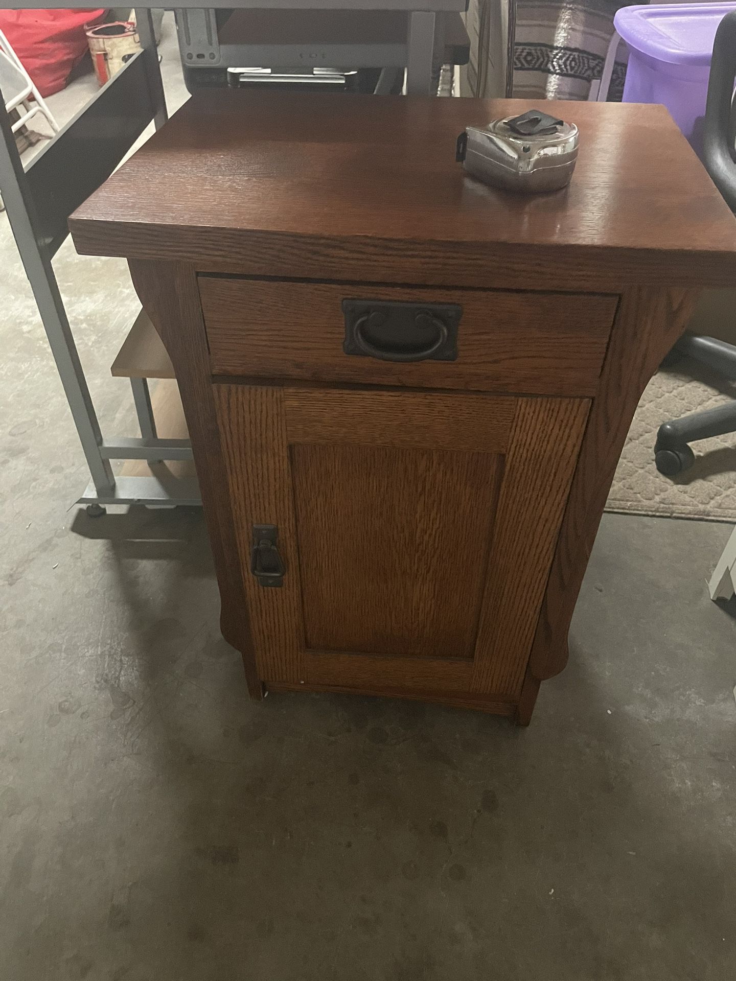 End Table/night stand