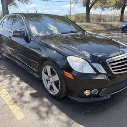2010 Mercedes-Benz E 350 Sedan