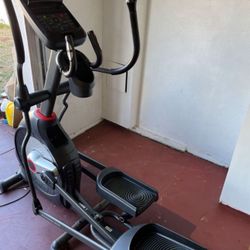 Schwinn 430 Elliptical Machine 