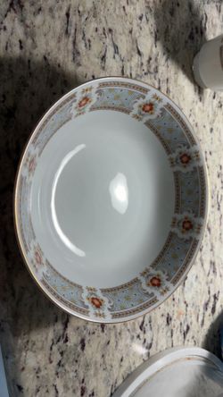 dishware set