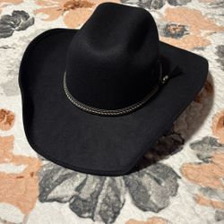 2003 XL La Sierra Hat