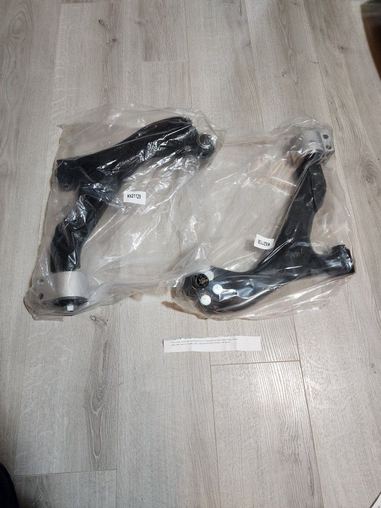 05-09 Chevrolet Equinox Front Control Arms Kit