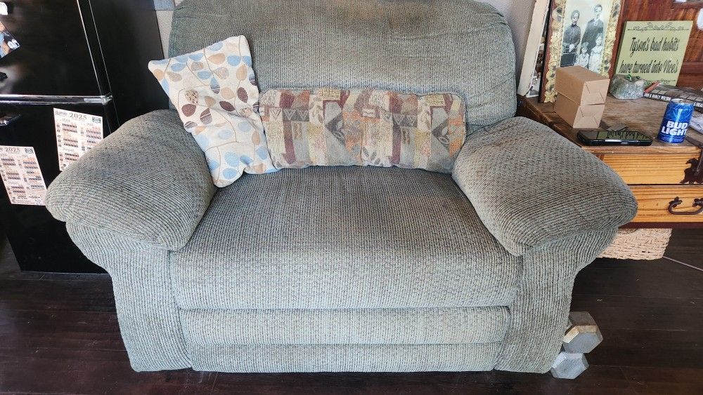 Recliner Chair