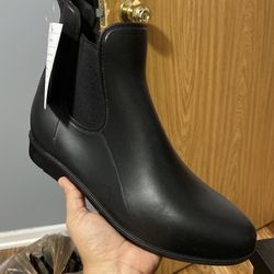 Black Boots Size 9