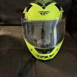 Motorcycle helmet