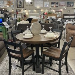 Counter Height Dining Table With 4 CH Chairs 