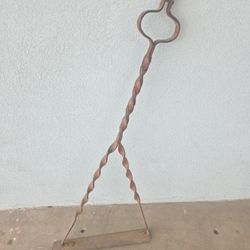 ANTIQUE WEED GRASS CUTTR 