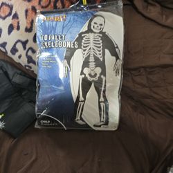 Totally Skeltbones 