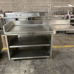 Work Bench with Shelves and Divider