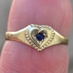 Vintage 10k gold baby ring