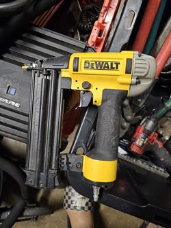 Dewalt Staple Gun