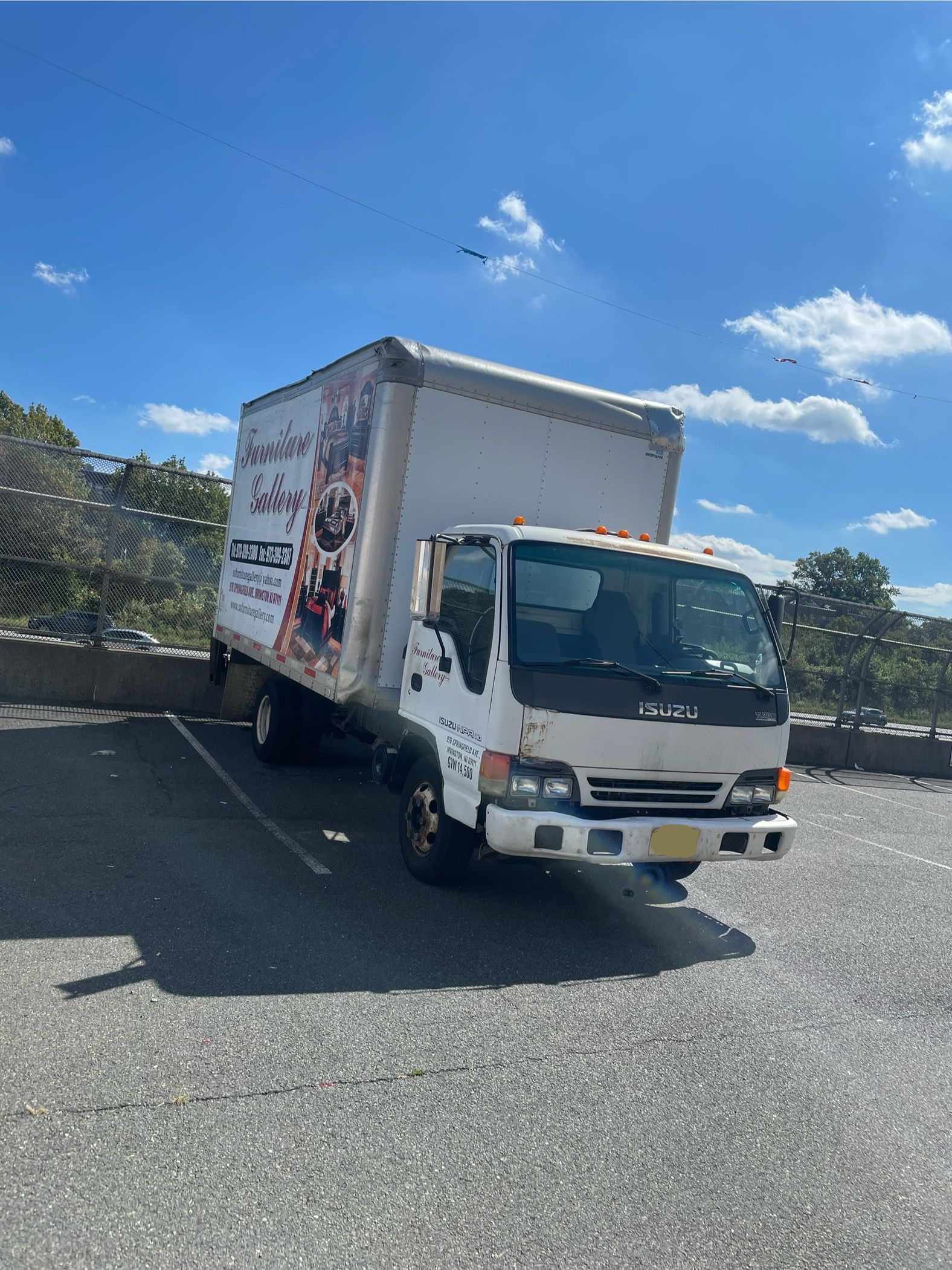 2004 Isuzu Box Truck— Diesel