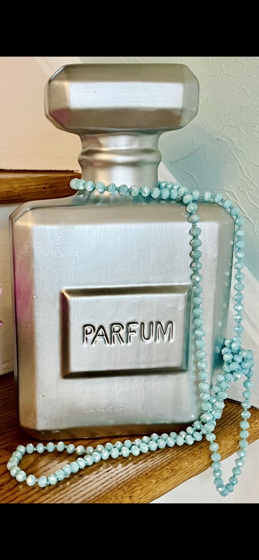 DECORATIVE CERAMIC PARFUM BOTTLE/BANK