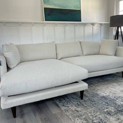 Sectional Couch FREE DELIVER