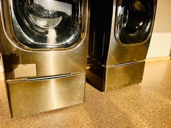 LG Laundry Pedistal for washer and dryer