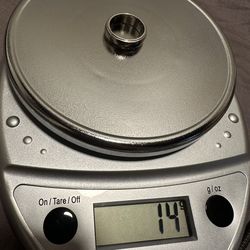 Rare 13k White Gold Ring Band 14g Size9