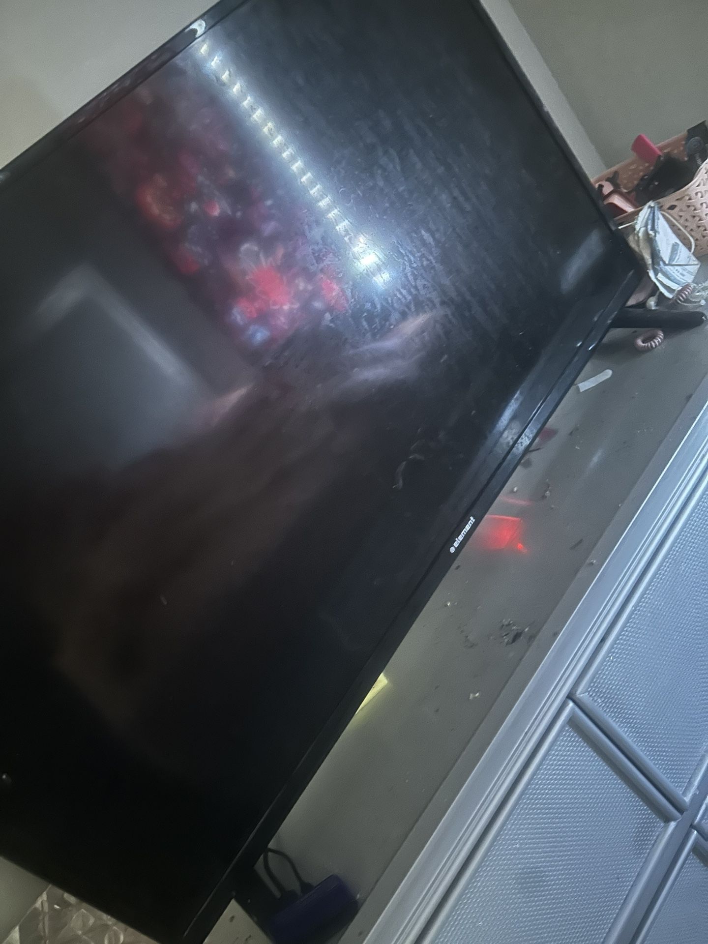 40 Inch Element Tv