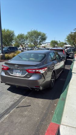 2018 Camry runs great no mechanical issues