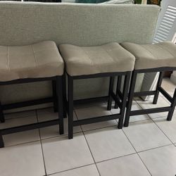 Bundle Grey And Black Stools 