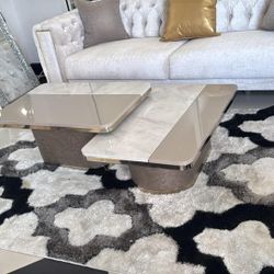 I Sell Coffee Table. Ask For Price. Preguntar Precio 