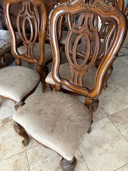 Set of 6 wood carved dining chairs