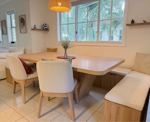Dining Table and nook and chairs - Like new - natural wood color