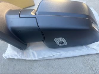 2019-2020 Ford f-150 mirror assembly