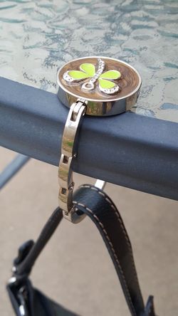 BRAND NEW PURSE HOLDER RESTAURANT USE