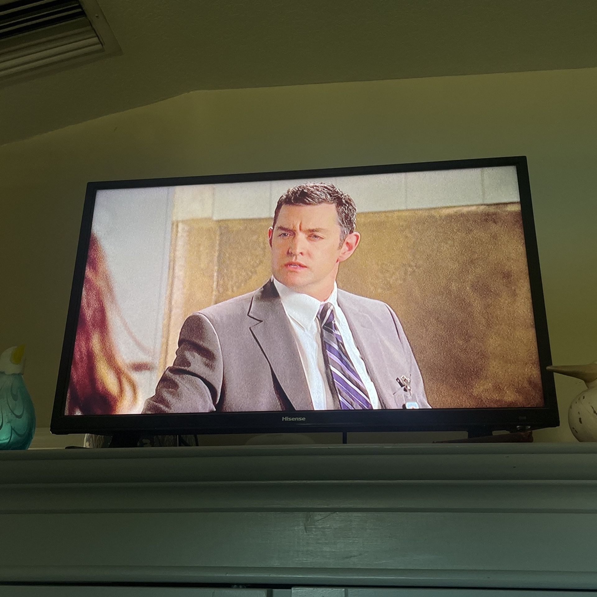 Hisense 32” TV