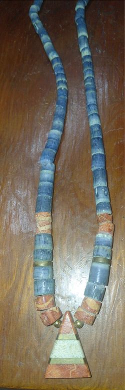 Vintage Native American Inlay Turquoise Pendant Bead Necklace