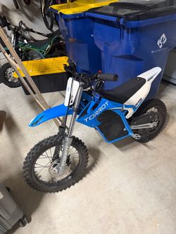 Torrot MX2 Kids Electric Dirt Bike Max speed 27mph by 35-45 mile range. Comes with charger and battery