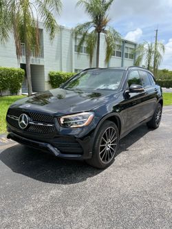 2022 Mercedes-Benz GLC 300