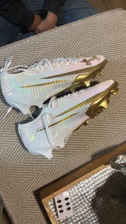 UnderArmour Blur Pro Football Cleats White/metallic Gold/metallic Gold
