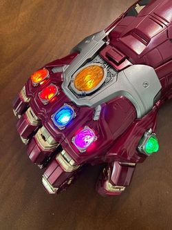 Avengers gauntlet