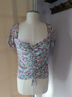 Crave Fame Junior's Summer Top Size XL